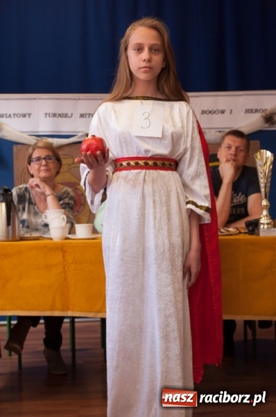 Zdjęcie w galerii na portalu naszraciborz.pl: W świecie bogów i herosów – powiatowy turniej mitologiczny w Szkole Podstawowej nr 18 w Raciborzu wiadomości z regionu