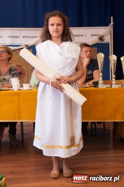 Zdjęcie w galerii na portalu naszraciborz.pl: W świecie bogów i herosów – powiatowy turniej mitologiczny w Szkole Podstawowej nr 18 w Raciborzu wiadomości z regionu