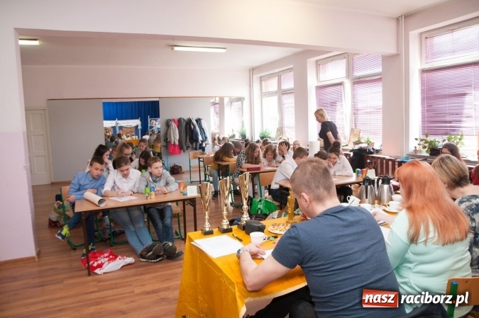 Zdjęcie w galerii na portalu naszraciborz.pl: W świecie bogów i herosów – powiatowy turniej mitologiczny w Szkole Podstawowej nr 18 w Raciborzu wiadomości z regionu