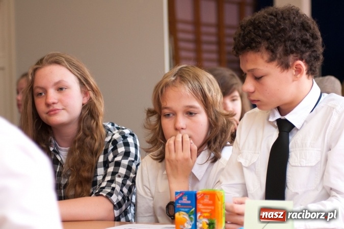 Zdjęcie w galerii na portalu naszraciborz.pl: W świecie bogów i herosów – powiatowy turniej mitologiczny w Szkole Podstawowej nr 18 w Raciborzu wiadomości z regionu