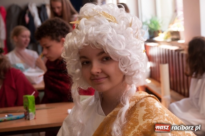 Zdjęcie w galerii na portalu naszraciborz.pl: W świecie bogów i herosów – powiatowy turniej mitologiczny w Szkole Podstawowej nr 18 w Raciborzu wiadomości z regionu