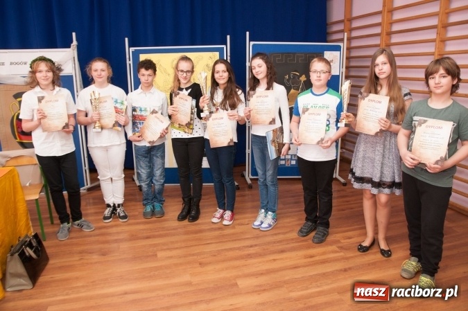 Zdjęcie w galerii na portalu naszraciborz.pl: W świecie bogów i herosów – powiatowy turniej mitologiczny w Szkole Podstawowej nr 18 w Raciborzu wiadomości z regionu