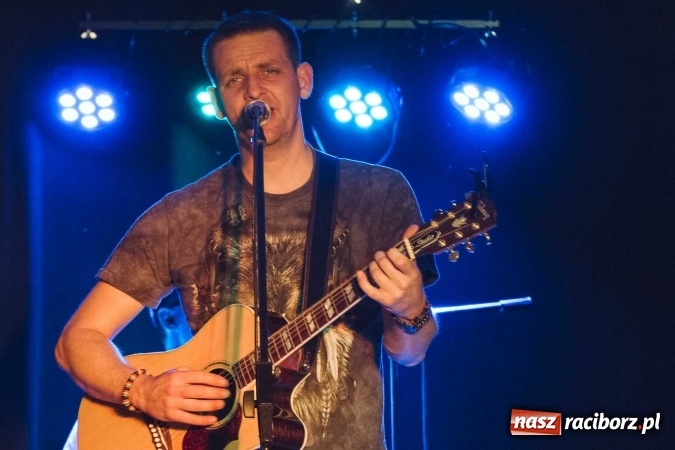 Zdjęcie w galerii na portalu naszraciborz.pl: Cisza Jak Ta zabrzmiała na Końcu Świata wiadomości z regionu