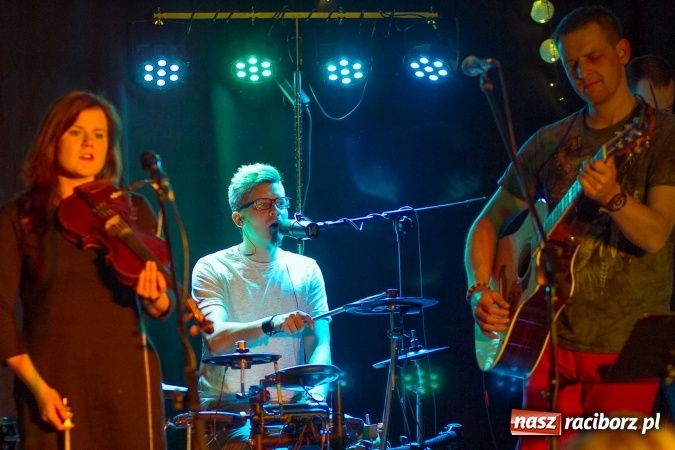 Zdjęcie w galerii na portalu naszraciborz.pl: Cisza Jak Ta zabrzmiała na Końcu Świata wiadomości z regionu