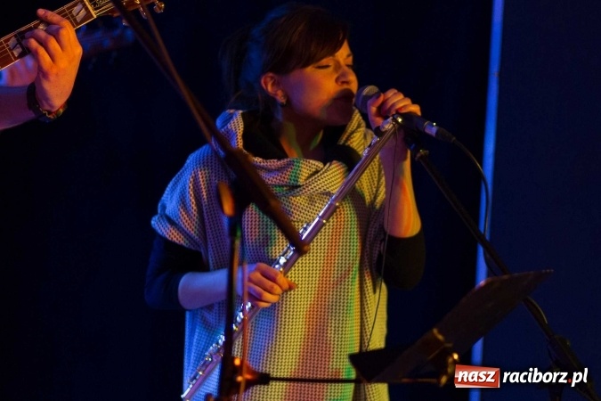 Zdjęcie w galerii na portalu naszraciborz.pl: Cisza Jak Ta zabrzmiała na Końcu Świata wiadomości z regionu