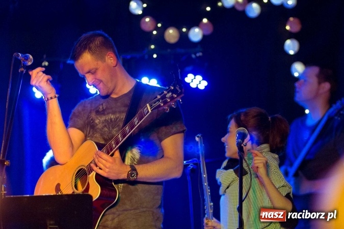 Zdjęcie w galerii na portalu naszraciborz.pl: Cisza Jak Ta zabrzmiała na Końcu Świata wiadomości z regionu