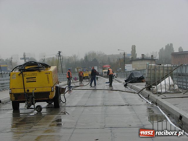 Zdjęcie w galerii na portalu naszraciborz.pl: Za miesiąc otwarcie mostu Ulga, ale... wiadomości z regionu