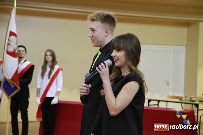 Zdjęcie w galerii na portalu naszraciborz.pl: ZSOMS pożegnał wczoraj swoich maturzystów wiadomości z regionu