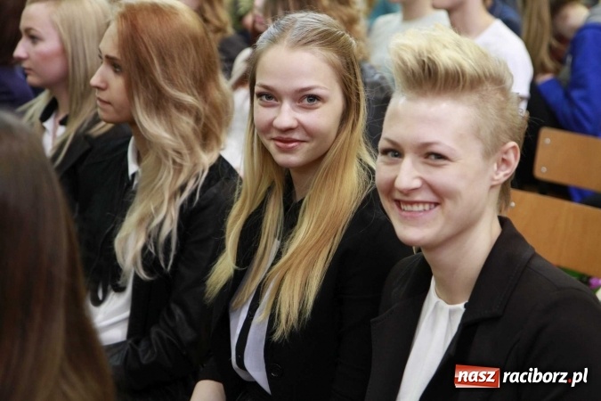 Zdjęcie w galerii na portalu naszraciborz.pl: ZSOMS pożegnał wczoraj swoich maturzystów wiadomości z regionu