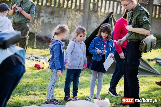 Zdjęcie w galerii na portalu naszraciborz.pl: Piknik dla miłośników militariów i historii w Strzesze wiadomości z regionu