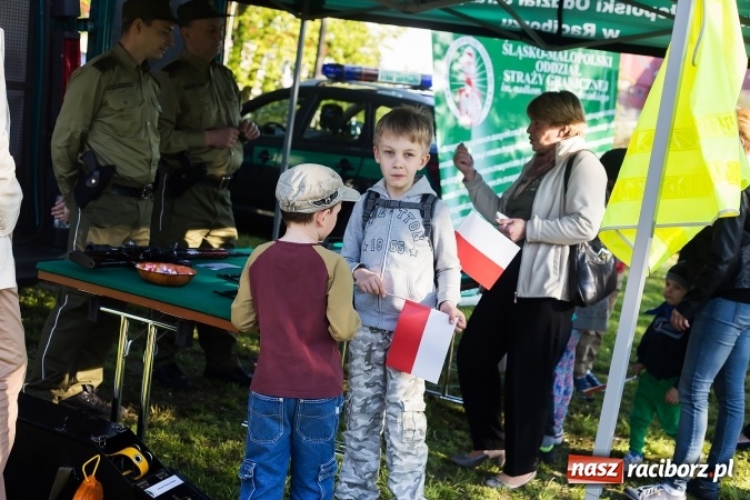 Zdjęcie w galerii na portalu naszraciborz.pl: Piknik dla miłośników militariów i historii w Strzesze wiadomości z regionu
