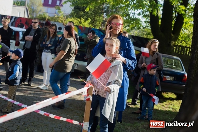 Zdjęcie w galerii na portalu naszraciborz.pl: Piknik dla miłośników militariów i historii w Strzesze wiadomości z regionu