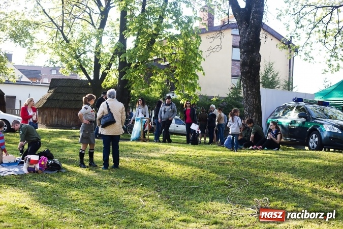 Zdjęcie w galerii na portalu naszraciborz.pl: Piknik dla miłośników militariów i historii w Strzesze wiadomości z regionu