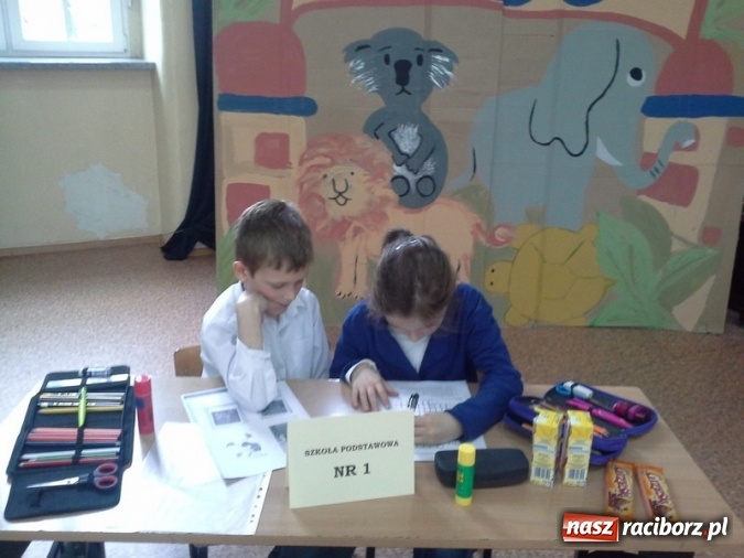 Zdjęcie w galerii na portalu naszraciborz.pl: Międzyszkolny Konkurs Lektur w SP 4  wiadomości z regionu