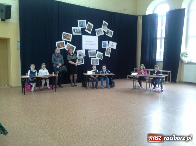 Zdjęcie w galerii na portalu naszraciborz.pl: Międzyszkolny Konkurs Lektur w SP 4  wiadomości z regionu