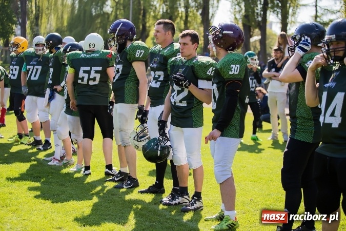 Zdjęcie w galerii na portalu naszraciborz.pl: Co za emocje! Futbol amerykański hitem w Raciborzu. Wysoka wygrana Raptors wiadomości z regionu