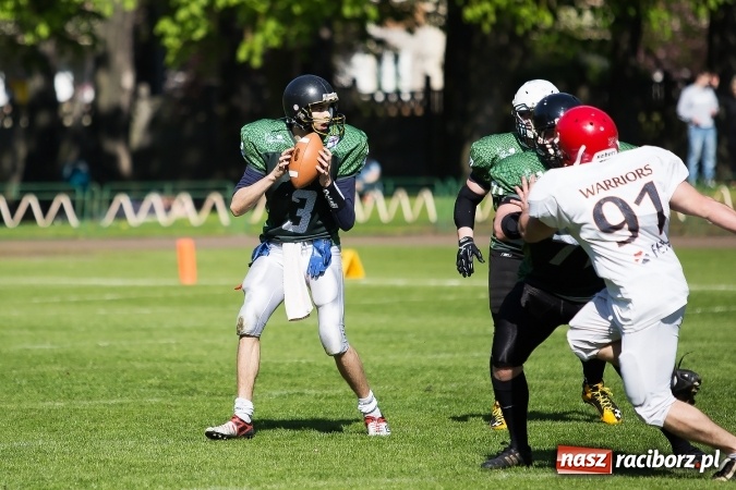 Zdjęcie w galerii na portalu naszraciborz.pl: Co za emocje! Futbol amerykański hitem w Raciborzu. Wysoka wygrana Raptors wiadomości z regionu
