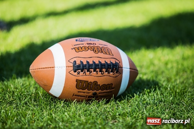 Zdjęcie w galerii na portalu naszraciborz.pl: Co za emocje! Futbol amerykański hitem w Raciborzu. Wysoka wygrana Raptors wiadomości z regionu