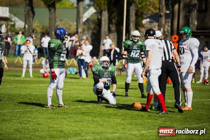 Zdjęcie w galerii na portalu naszraciborz.pl: Co za emocje! Futbol amerykański hitem w Raciborzu. Wysoka wygrana Raptors wiadomości z regionu