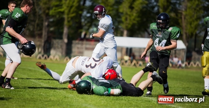 Zdjęcie w galerii na portalu naszraciborz.pl: Co za emocje! Futbol amerykański hitem w Raciborzu. Wysoka wygrana Raptors wiadomości z regionu