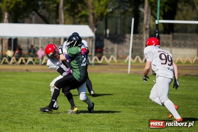 Zdjęcie w galerii na portalu naszraciborz.pl: Co za emocje! Futbol amerykański hitem w Raciborzu. Wysoka wygrana Raptors wiadomości z regionu