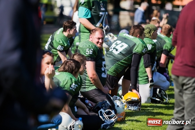 Zdjęcie w galerii na portalu naszraciborz.pl: Co za emocje! Futbol amerykański hitem w Raciborzu. Wysoka wygrana Raptors wiadomości z regionu
