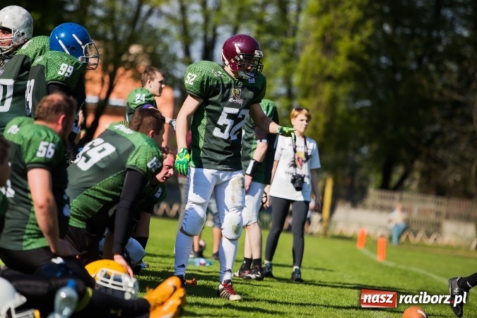 Zdjęcie w galerii na portalu naszraciborz.pl: Co za emocje! Futbol amerykański hitem w Raciborzu. Wysoka wygrana Raptors wiadomości z regionu