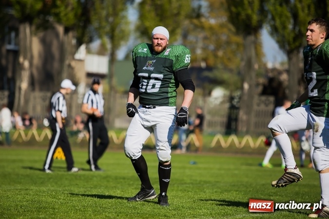 Zdjęcie w galerii na portalu naszraciborz.pl: Co za emocje! Futbol amerykański hitem w Raciborzu. Wysoka wygrana Raptors wiadomości z regionu