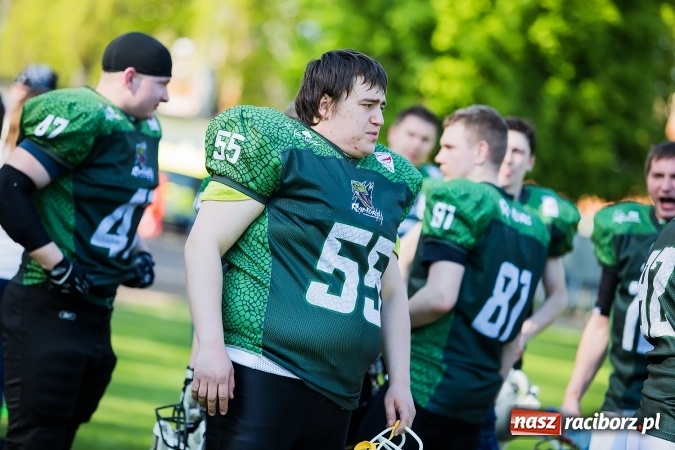 Zdjęcie w galerii na portalu naszraciborz.pl: Co za emocje! Futbol amerykański hitem w Raciborzu. Wysoka wygrana Raptors wiadomości z regionu