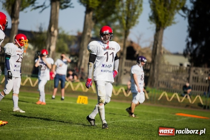 Zdjęcie w galerii na portalu naszraciborz.pl: Co za emocje! Futbol amerykański hitem w Raciborzu. Wysoka wygrana Raptors wiadomości z regionu
