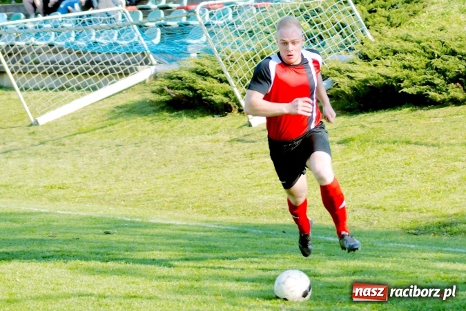 Zdjęcie w galerii na portalu naszraciborz.pl: A klasa: Dwa oblicza Ocic. Derby Raciborza dla Brzezia wiadomości z regionu