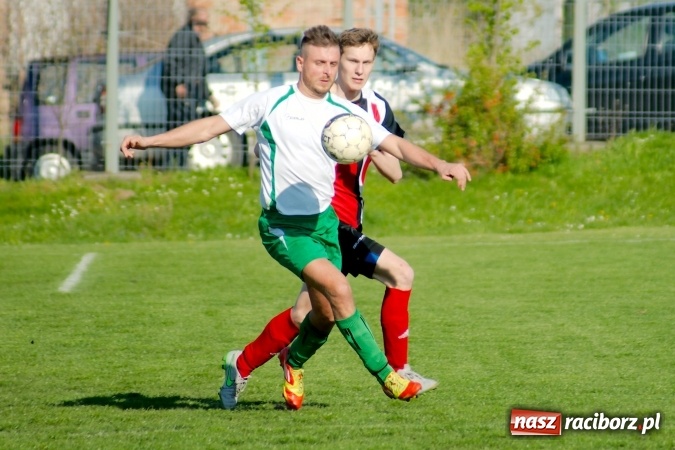 Zdjęcie w galerii na portalu naszraciborz.pl: A klasa: Dwa oblicza Ocic. Derby Raciborza dla Brzezia wiadomości z regionu