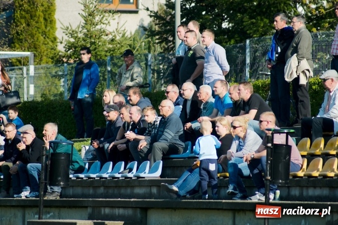 Zdjęcie w galerii na portalu naszraciborz.pl: A klasa: Dwa oblicza Ocic. Derby Raciborza dla Brzezia wiadomości z regionu