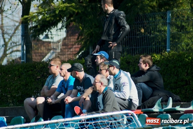 Zdjęcie w galerii na portalu naszraciborz.pl: A klasa: Dwa oblicza Ocic. Derby Raciborza dla Brzezia wiadomości z regionu