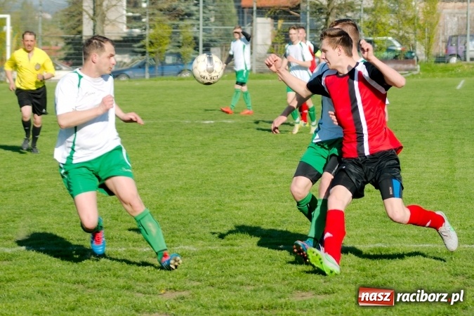 Zdjęcie w galerii na portalu naszraciborz.pl: A klasa: Dwa oblicza Ocic. Derby Raciborza dla Brzezia wiadomości z regionu