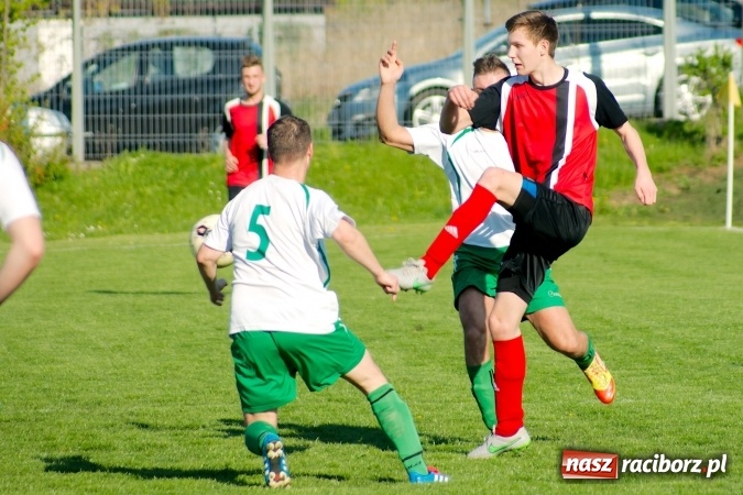 Zdjęcie w galerii na portalu naszraciborz.pl: A klasa: Dwa oblicza Ocic. Derby Raciborza dla Brzezia wiadomości z regionu