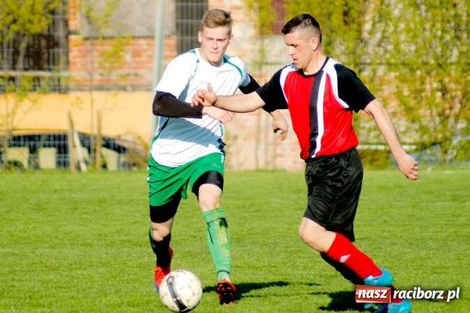 Zdjęcie w galerii na portalu naszraciborz.pl: A klasa: Dwa oblicza Ocic. Derby Raciborza dla Brzezia wiadomości z regionu