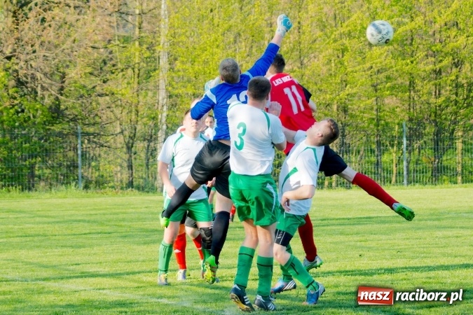 Zdjęcie w galerii na portalu naszraciborz.pl: A klasa: Dwa oblicza Ocic. Derby Raciborza dla Brzezia wiadomości z regionu