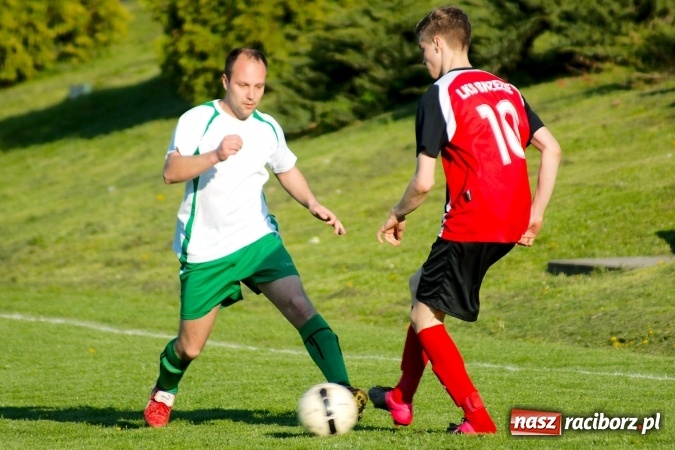 Zdjęcie w galerii na portalu naszraciborz.pl: A klasa: Dwa oblicza Ocic. Derby Raciborza dla Brzezia wiadomości z regionu
