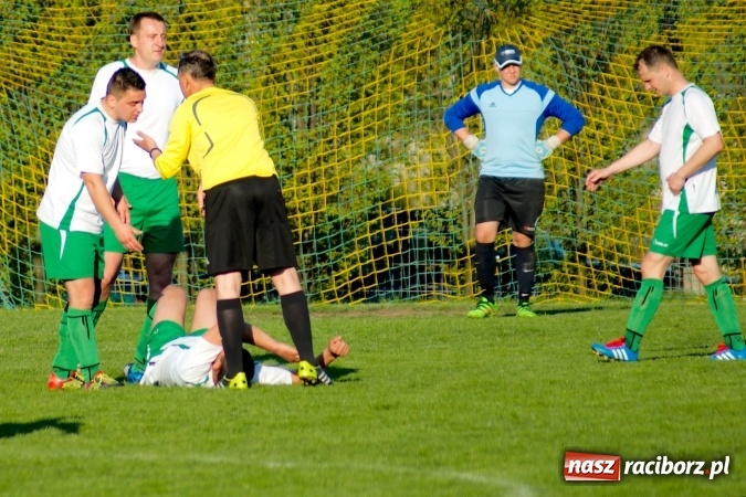 Zdjęcie w galerii na portalu naszraciborz.pl: A klasa: Dwa oblicza Ocic. Derby Raciborza dla Brzezia wiadomości z regionu