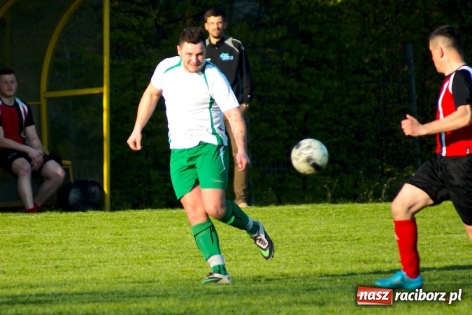Zdjęcie w galerii na portalu naszraciborz.pl: A klasa: Dwa oblicza Ocic. Derby Raciborza dla Brzezia wiadomości z regionu