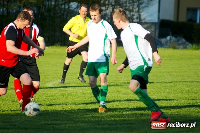 Zdjęcie w galerii na portalu naszraciborz.pl: A klasa: Dwa oblicza Ocic. Derby Raciborza dla Brzezia wiadomości z regionu