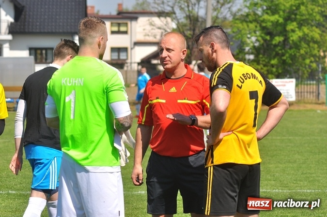 Zdjęcie w galerii na portalu naszraciborz.pl: Błyskawiczne gole Kocota dały zwycięstwo Lubomi wiadomości z regionu