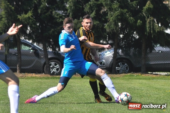 Zdjęcie w galerii na portalu naszraciborz.pl: Błyskawiczne gole Kocota dały zwycięstwo Lubomi wiadomości z regionu