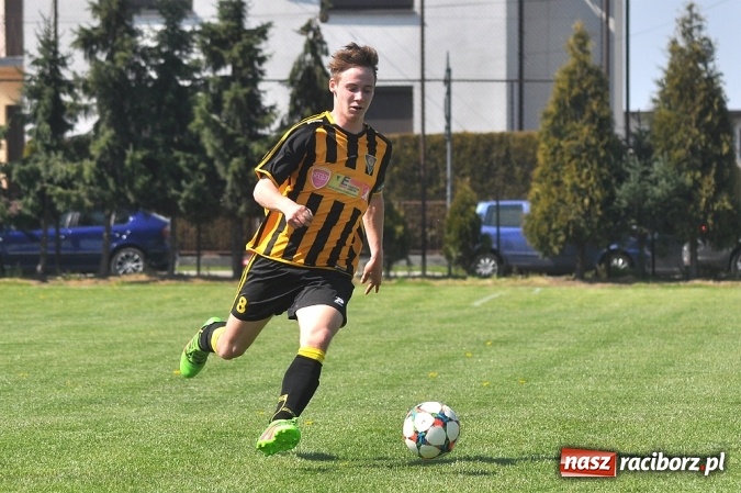 Zdjęcie w galerii na portalu naszraciborz.pl: Błyskawiczne gole Kocota dały zwycięstwo Lubomi wiadomości z regionu