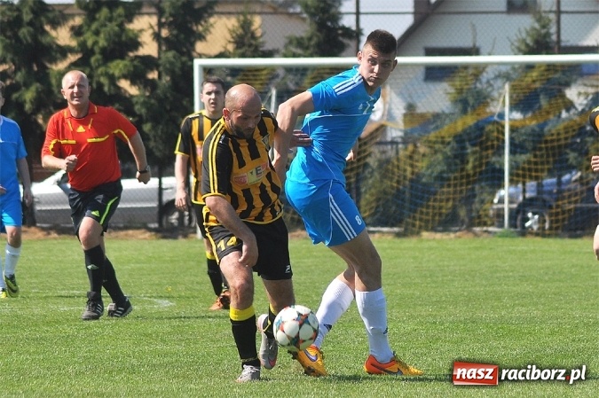 Zdjęcie w galerii na portalu naszraciborz.pl: Błyskawiczne gole Kocota dały zwycięstwo Lubomi wiadomości z regionu