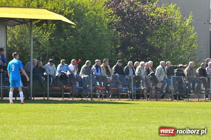 Zdjęcie w galerii na portalu naszraciborz.pl: Błyskawiczne gole Kocota dały zwycięstwo Lubomi wiadomości z regionu