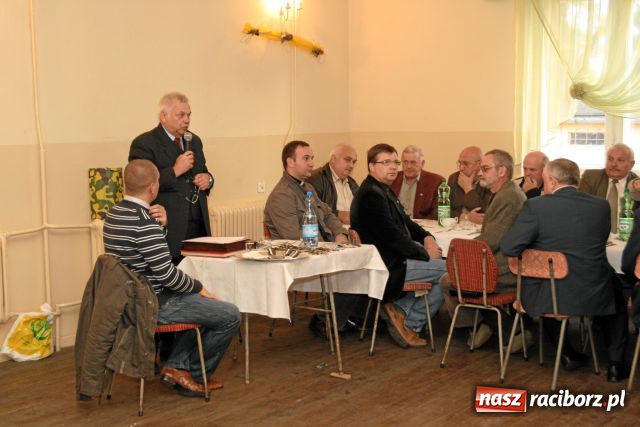 Zdjęcie w galerii na portalu naszraciborz.pl: Uczcili dzień powstania Ludowego Wojska Polskiego wiadomości z regionu