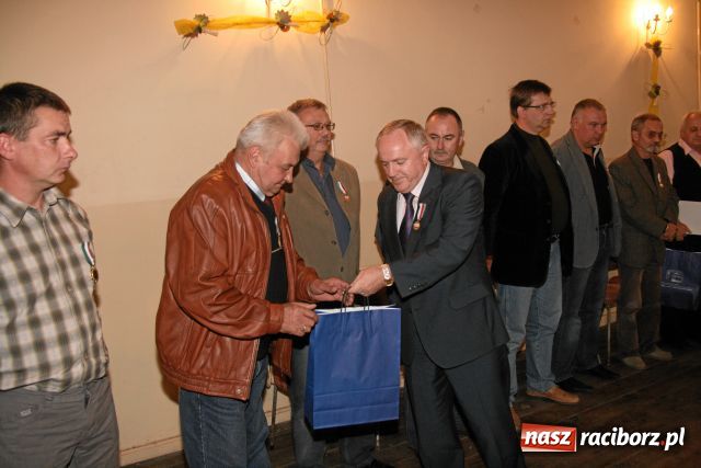 Zdjęcie w galerii na portalu naszraciborz.pl: Uczcili dzień powstania Ludowego Wojska Polskiego wiadomości z regionu