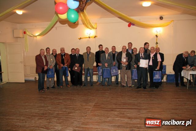 Zdjęcie w galerii na portalu naszraciborz.pl: Uczcili dzień powstania Ludowego Wojska Polskiego wiadomości z regionu